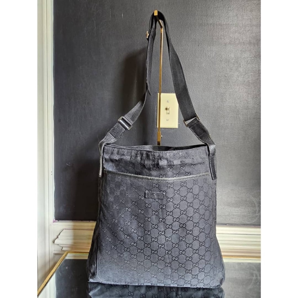 Authentic Gucci GG Canvas Crossbody Bag Black